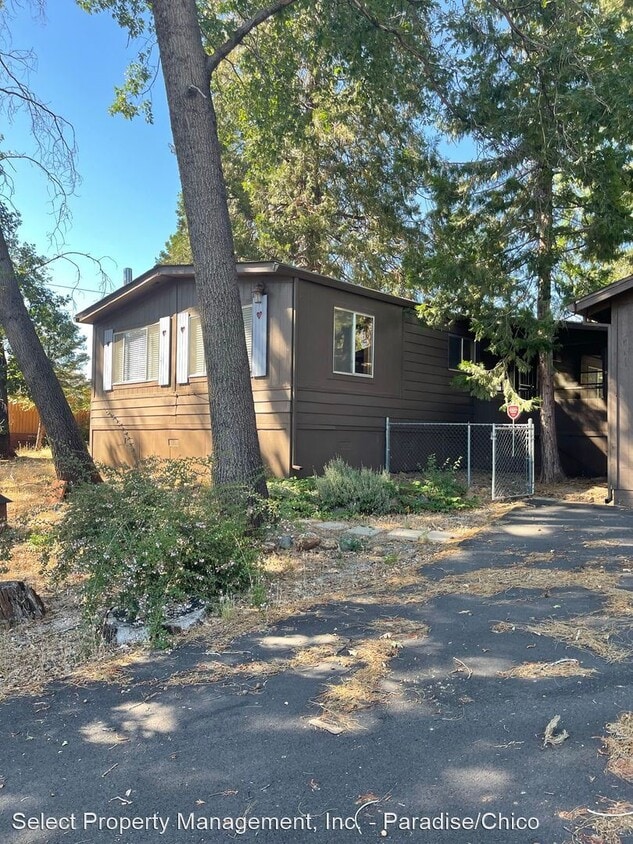 2 br, 2 bath House 13918 Iona Ct House for Rent in Magalia, CA