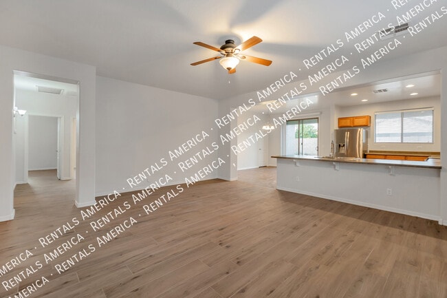 Foto del edificio - 1278 W Stephanie Ln