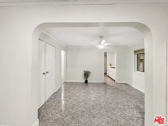 Building Photo - 2166 W 29th Pl