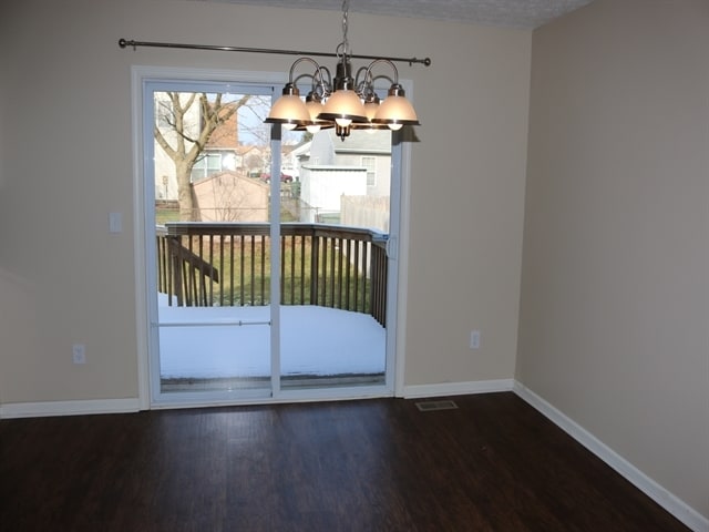 Foto del edificio - 1100 Lavender Ln