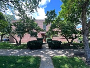 Building Photo - 5306 N Washtenaw Ave