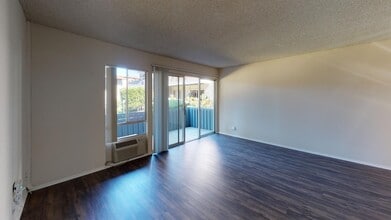 Interior Photo - Marina Playa