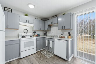 Building Photo - Parkview Townhomes