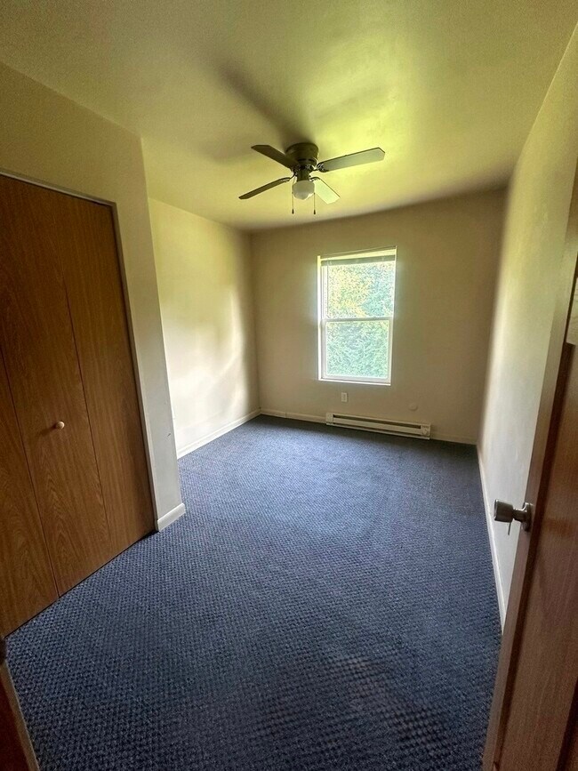 Foto del edificio - 25731 W Bridge St