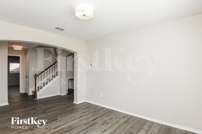Building Photo - 6212 Skysail Rd