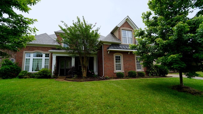 Building Photo - 6919 S Creek Rd