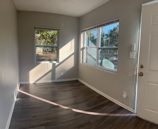 Building Photo - 2603 Beaverbrook Pl