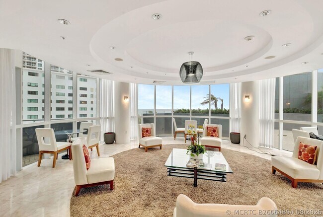 Foto del edificio - 6301 Collins Ave