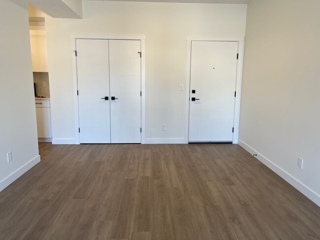 Building Photo - 2 Bed 1 Bath Unit in Ponoka, AB