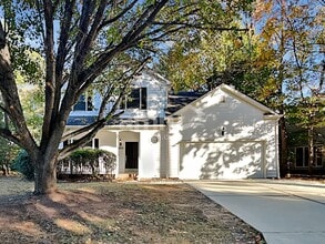 Building Photo - 1305 Groveland Trl