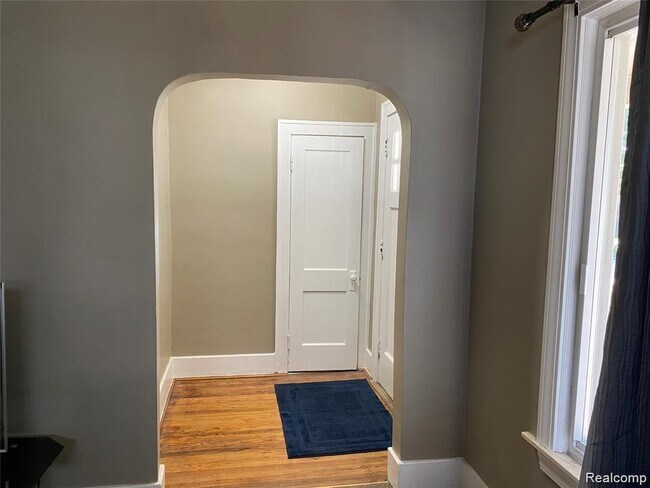 Building Photo - 6537 W Point St