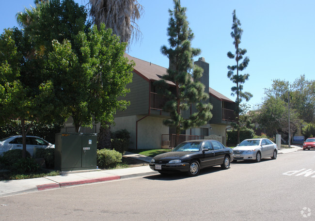 Building Photo - Casa De La Mesa Apts