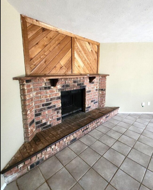 Foto del edificio - 3 Bedr/ 2 bath Beautiful Home in Hockley, TX -  A Tranquil Country Retreat with Modern Convenience