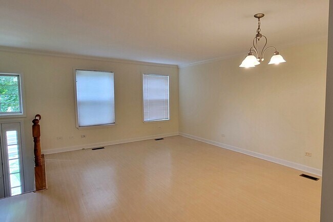 Building Photo - 18602 W Sterling Ct