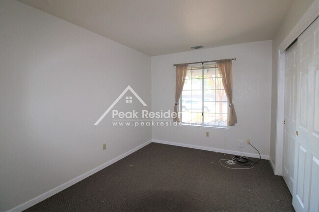 Foto del edificio - 3 br, 2 bath House - 103 Dyrell Way