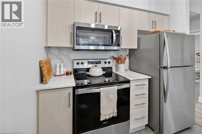 Photo du bâtiment - 16 Concord Pl