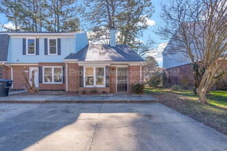 Building Photo - 5627 Trafalgar Arch