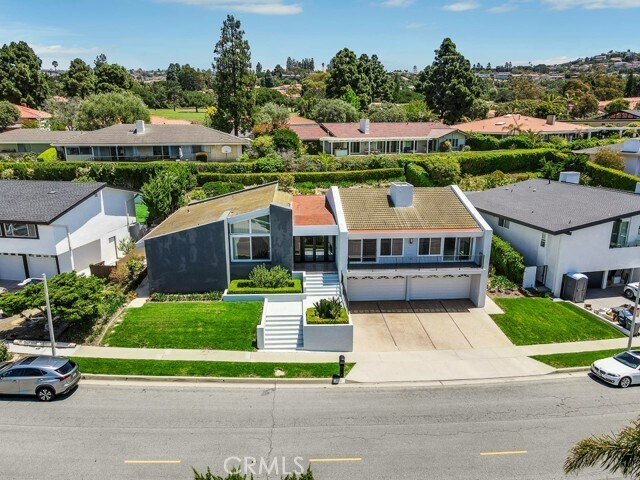 Building Photo - 7182 Crest Rd