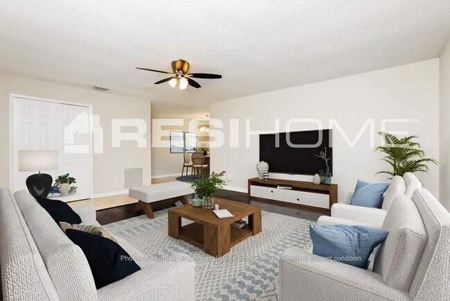 Building Photo - 515 Nicole Blvd