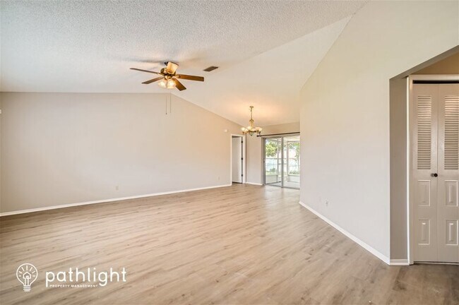 Building Photo - 11341 Timbercrest Rd