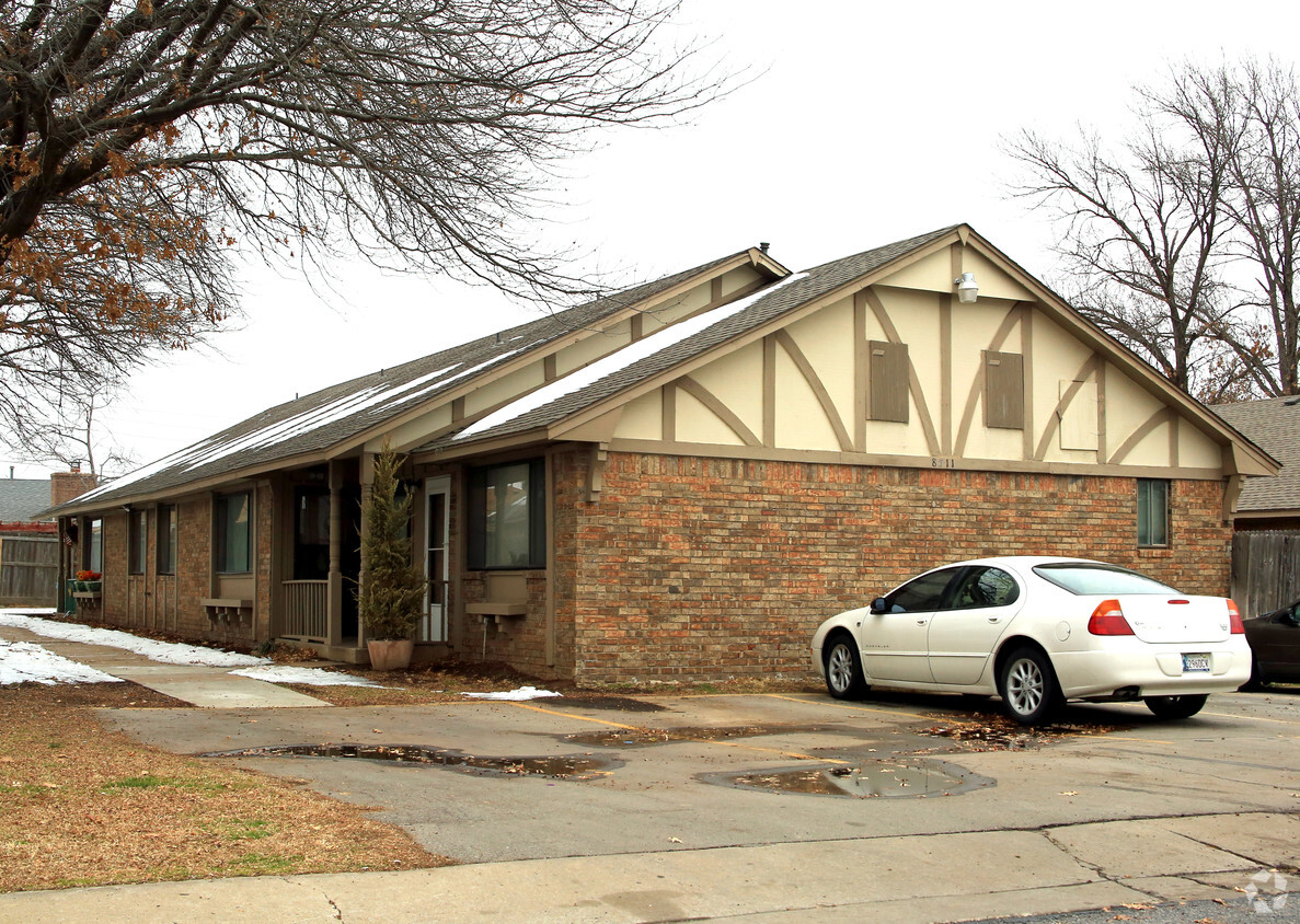 Primary Photo - The Virginia Lee Apartments