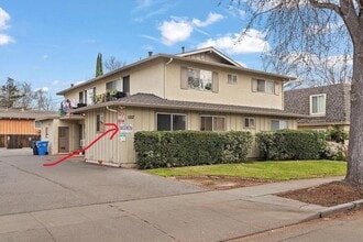Building Photo - 1237 Coronado Dr