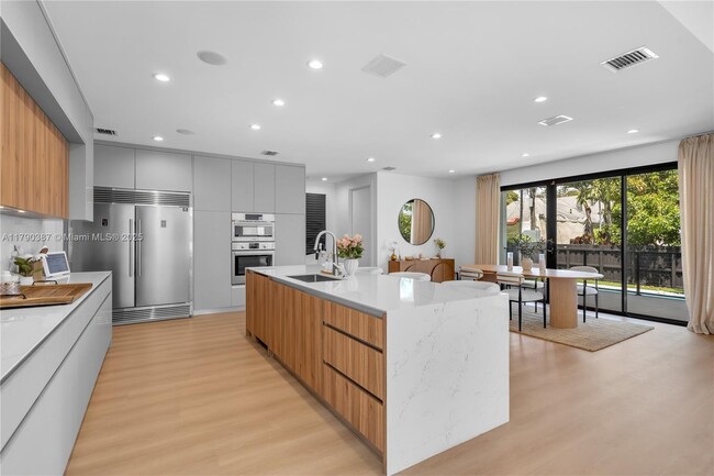 Foto del edificio - 1509 SW 15th St