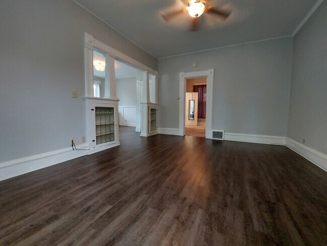 Building Photo - 123 Confidential St