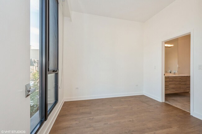 Foto del edificio - Mode Lakeview Apartments!