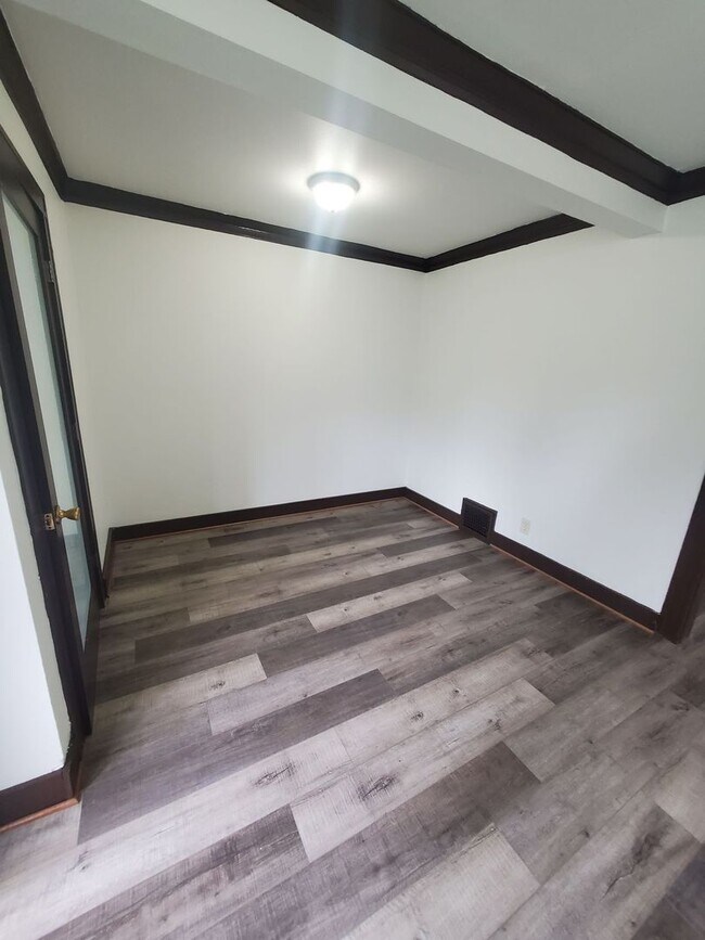 Foto del edificio - 2624-2626 N 37th St. (Duplex)