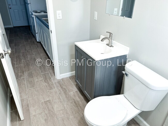 Building Photo - 180 N Sylvan Ave