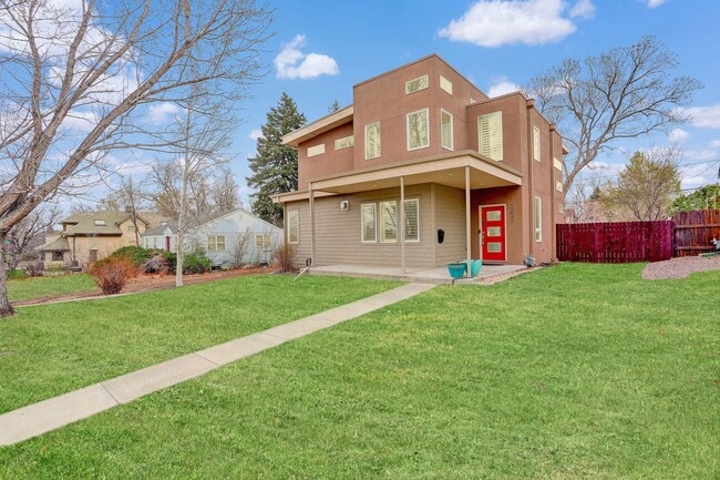 4 Bedroom 3 Bath With Tons of Character Ne... - 4 Bedroom 3 Bath With Tons of Character Ne... House