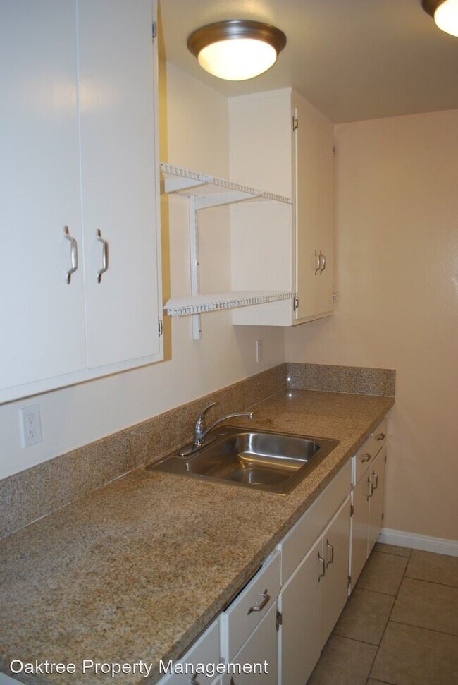 Foto del edificio - 135-153 S Hemlock St