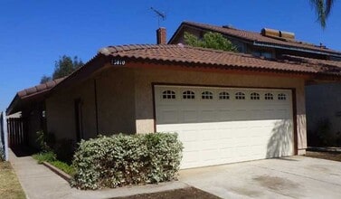 Building Photo - 13810 Caspian Way