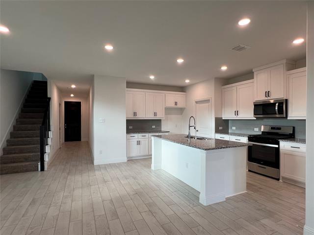 Foto del edificio - 801 Sicily Blvd