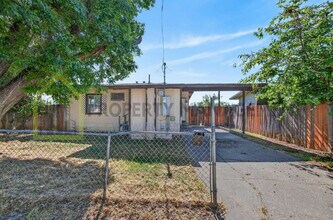 Building Photo - 302 Chennault Ct