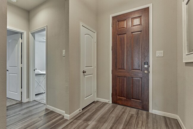 Foto del edificio - 14445 Kerrick Vista Ln