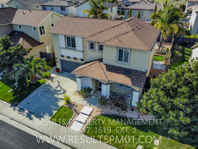 Building Photo - Beautiful Updated West Park Home with Salt...