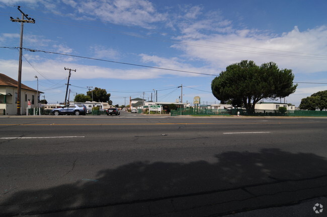 Foto del edificio - Vallejo Mobile Home Community