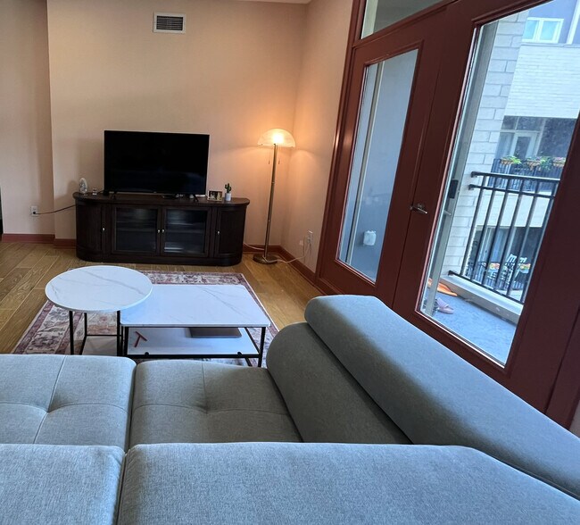 Foto del edificio - 825 N 4th St