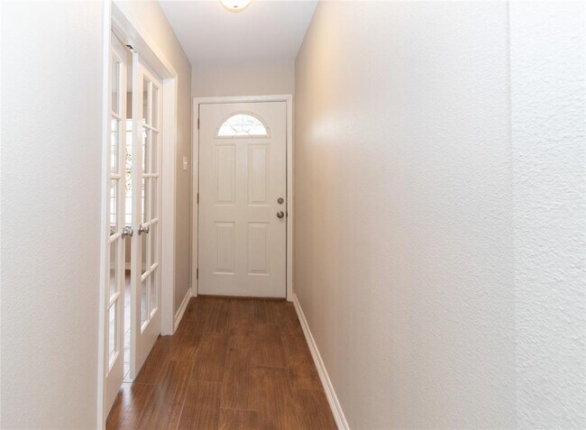 Foto del edificio - 8418 Rinn St