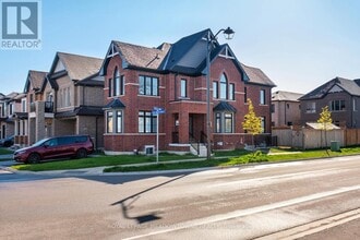 Building Photo - 1410 Wellwood Terrace