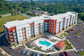 Aerial - Cedar Pointe Apartments