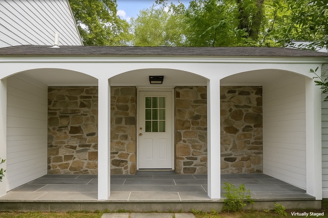 Building Photo - 280 Bayberry Ln