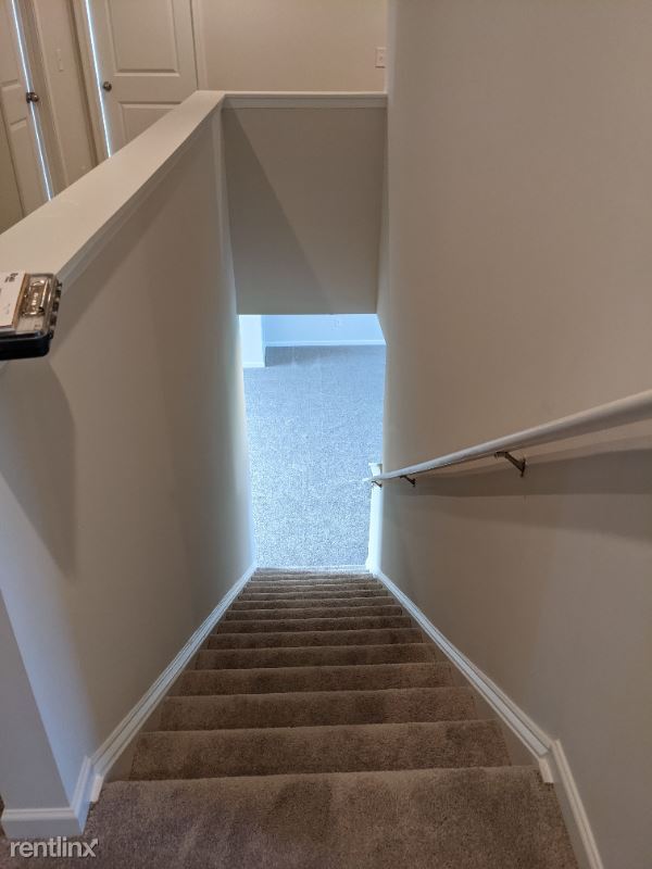 Foto del edificio - 4 br, 3 bath House - 4045 South Downs Circle