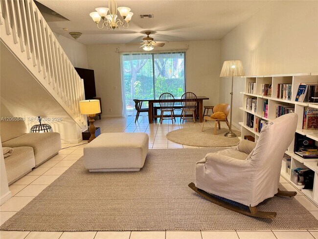 Foto del edificio - 3973 Orange Tree Ln
