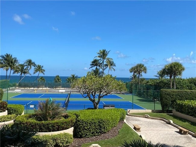 Foto del edificio - 4900 N Ocean Blvd