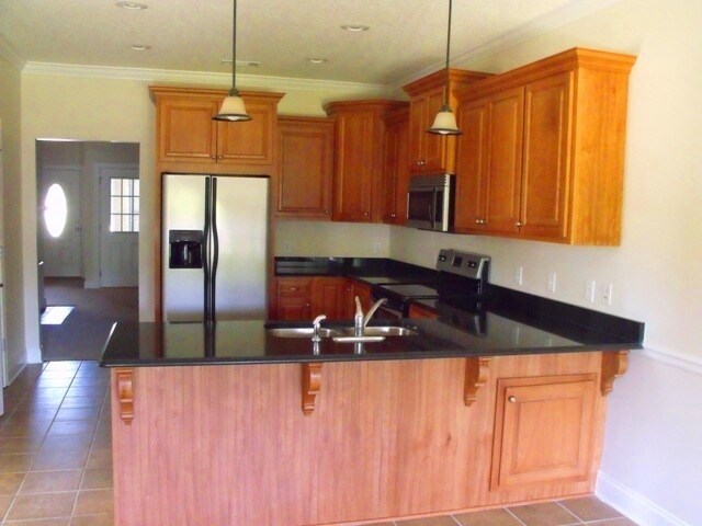Building Photo - 103 Ledbury Cove