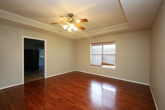 Building Photo - 4116 Hamilton Cir