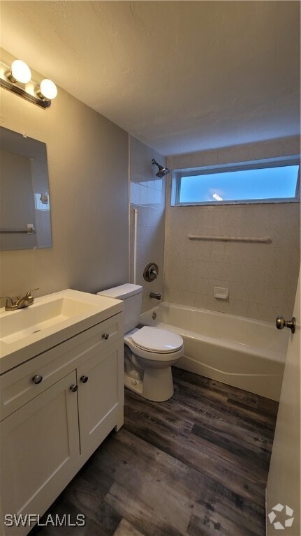 Building Photo - 425 SW 47th Terrace